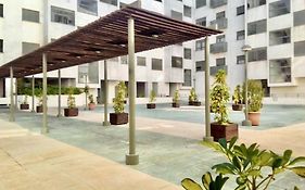 Apartamento nuevo con piscina, temporada